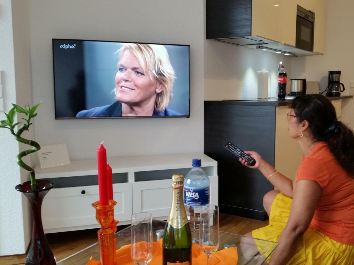 Ferienwohnung Koralle - Am Wasser เบรเมอร์ฮาเฟิน ภายนอก รูปภาพ
