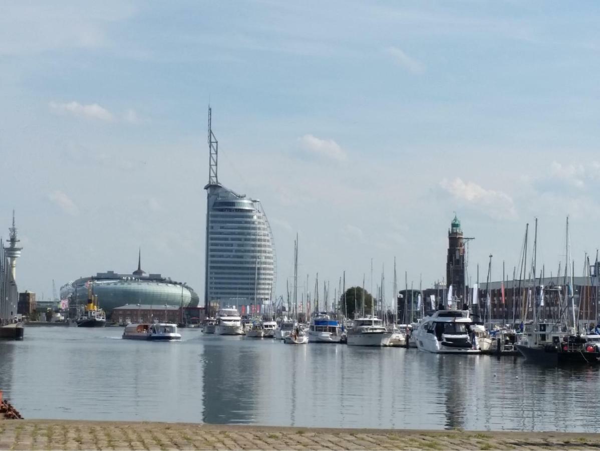 Ferienwohnung Koralle - Am Wasser เบรเมอร์ฮาเฟิน ภายนอก รูปภาพ